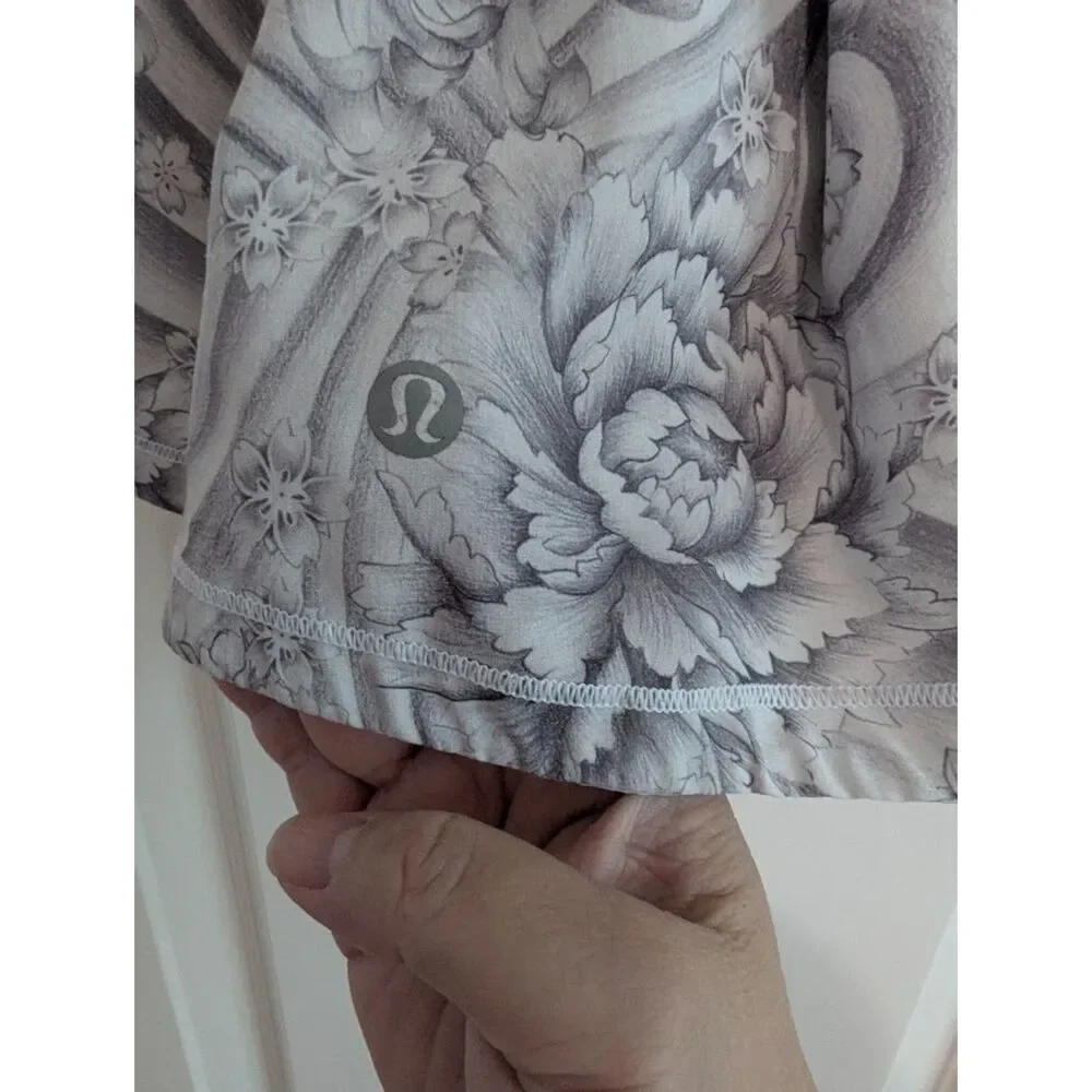 Lululemon 2 Pace Rival Skirt gray floral Mini Twine White golf tennis pickleball